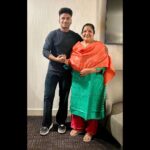 Devi Sri Prasad Instagram - With the LEGEND “Chinna Kuyil” CHITRA CHECHI @kschithra in PHILADELPHIA !!🙏🏻🎶❤️ Not just the MUSIC, it is the EVERSHINING SMILE on her FACE that we all need to Learn And Inherit !! Also made MOM meet Her, and it was Adorable to watch them talk n chat about many things ! ❤️🎶🙏🏻 ❤️❤️🎶🎶🙏🏻🙏🏻😍😍 #TANA @tanaconference2023 #DSPOoAntavaTourUSA @sagar_singer @singergeethamadhuri @vedalahemachandra @prudvichandra @indravathi__chauhan @rita.thyagarajan @imoney106 @amritha.ram northamericanteluguassociation @peoplemediafactory @chandiniduvvuri @ujwal_kasthala @ursanasuya @itsmounima @tanaconference2023 @bata.events @mbliveevents @seattlesreekanth @vishwaprasad.tg