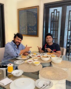 Devi Sri Prasad Instagram - HAPPIEST MUSICAL BDAY to d Evergreen , 1 & Only MEGA⭐️ Dearest @chiranjeevikonidela sir ❤️🎂🎶🎂❤️ Not Only Ur Stardom sir, Ur Love & Affection towards people is MAGNANIMOUS always🙏🏻❤️ ThankU 4 this Cute Surprise Gift.. #Burberry Glasses that day at d Breakfast dear sirr😍😎 YOU r a LIFETIME GIFT to Us🙏🏻🎶❤️ #HBDmegastarchiranjeevi @sushmitakonidela