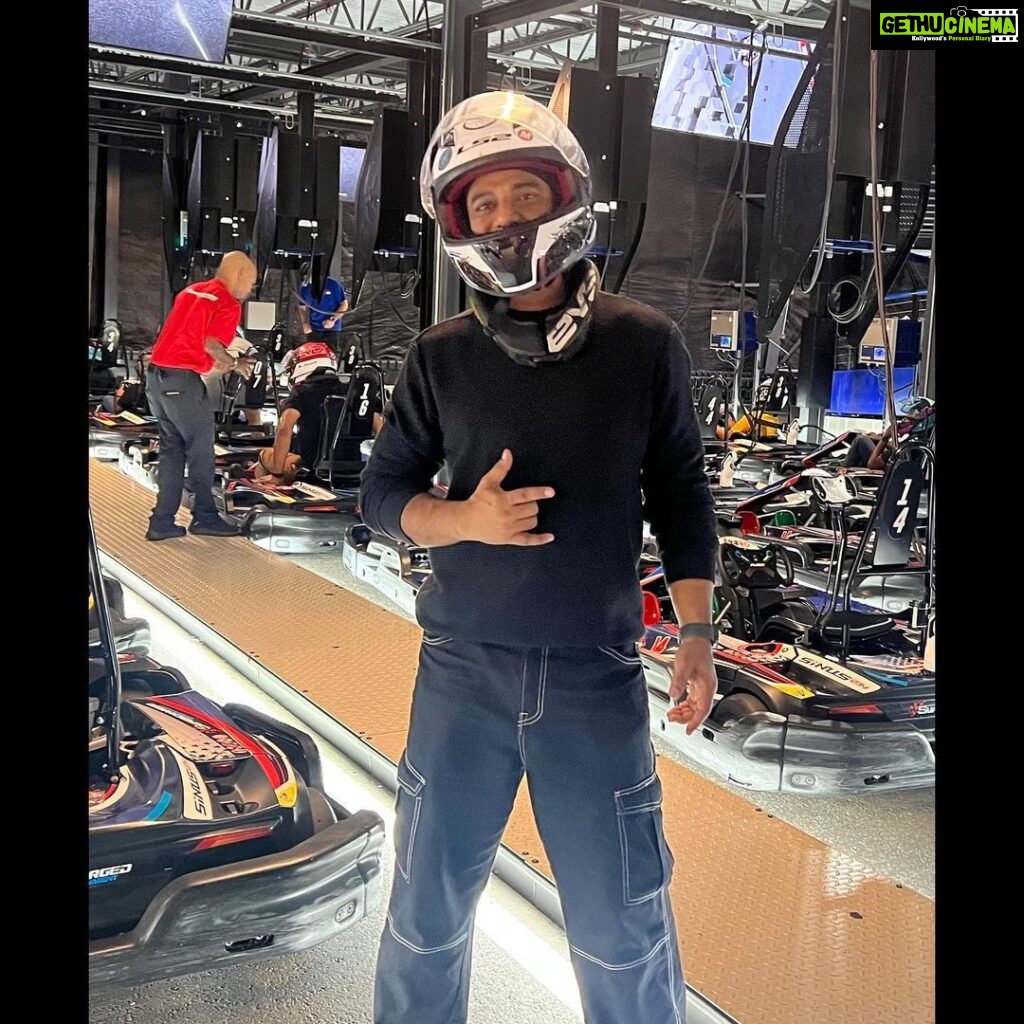 Devi Sri Prasad Instagram - It was an AMAZINGGG time at @superchargedenj the WORLD’s LARGEST INDOOR GO-CARTING in EDISON, NJ.. Thank You sooo much Dear MAYOR @mayorsamjoshi sirr for inviting me here ❤️🎶🤗 It was an absolute pleasure meeting You !!! 🎶🤗