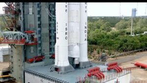 Devi Sri Prasad Instagram - THANK YOU & CONGRATS
@isro.in 🙏🏻
&
Honourable PM
Shri @narendramodi ji 🙏🏻

For making INDIA Proud 🇮🇳 
&
Inspiring the WORLD 🙏🏻🎶❤️

#IndiaIsNowOnTheMoon 

#HarGharThiranga