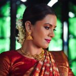 Dhanya Mary Varghese Instagram - Beauty knows no bounds when you are confident in your skin. YOU are the one who enhances the beauty of every accessory you adorn. I loved this gold jewellery collection from our beloved P.T. Antony and Sons Alapatt Fashion Jewellery and so would you. Throwback to one of my favourite photoshoots in recent times. . . . . #alapattfashionjewellerytvm #modelphoto #photogram #photoshoot #modelphotography #jewelleryshoot #jewellery #picoftheday #instamodel #alapattintrivandrum #buyoriginal #jewellerymodelshoot #instamodel #celebrityphotoshoot #dhanyamaryvarghese #actress🎬