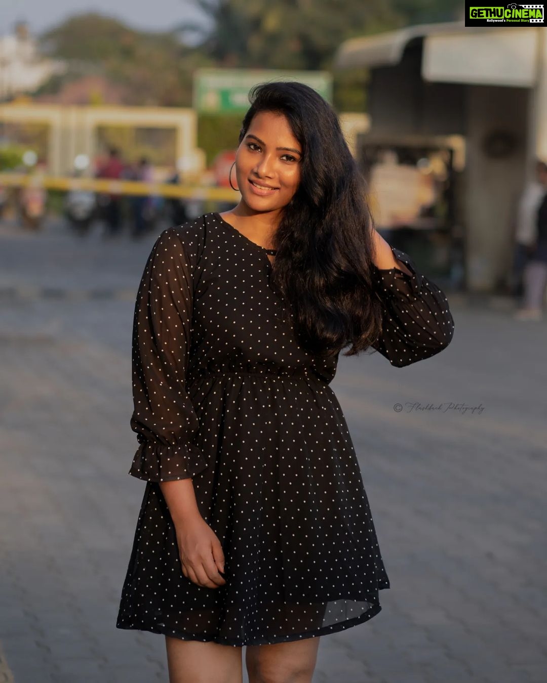 Dhivya Duraisamy Instagram - Costume @askcouture.7 Pc @flashbaack_photo & @spear_sid