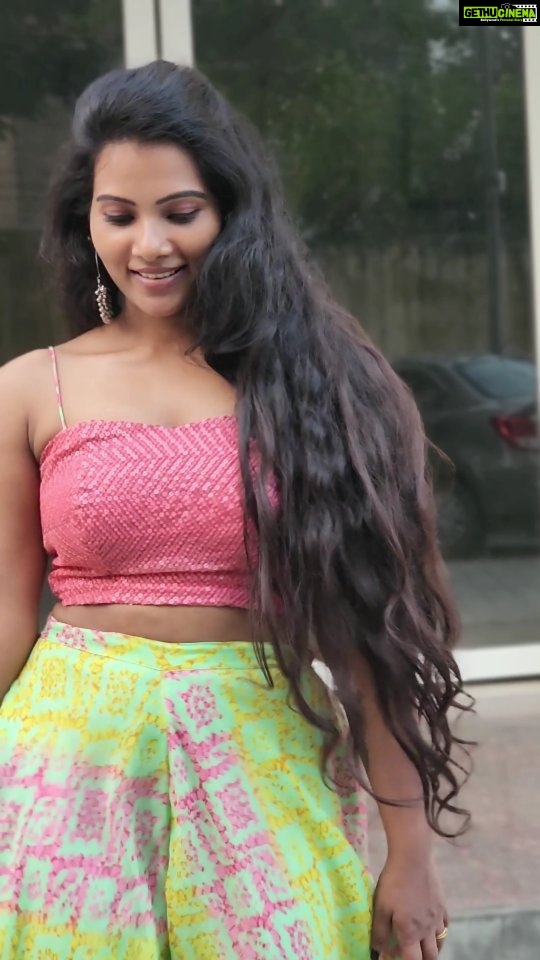 Dhivya Duraisamy Instagram - Time to refresh myself♥ Costume @askcouture.7 Pc @flashbaack_photo