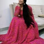 Dhivya Duraisamy Instagram - Its al about sterday❤ Costume @designed_by_sindhu