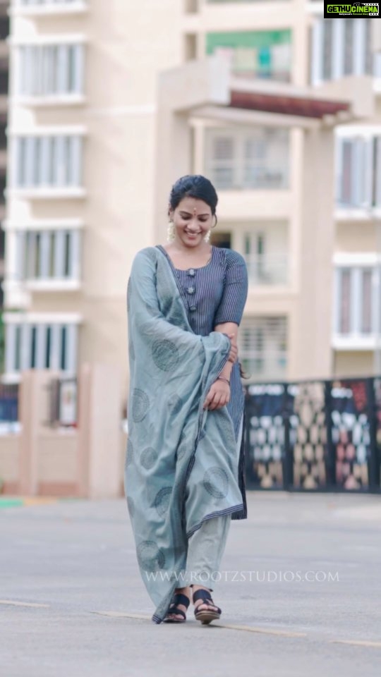 Dhivya Duraisamy Instagram - Gud evng❤
