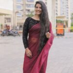 Dhivya Duraisamy Instagram - Happy diwali❤ Pc @flashbaack_photo