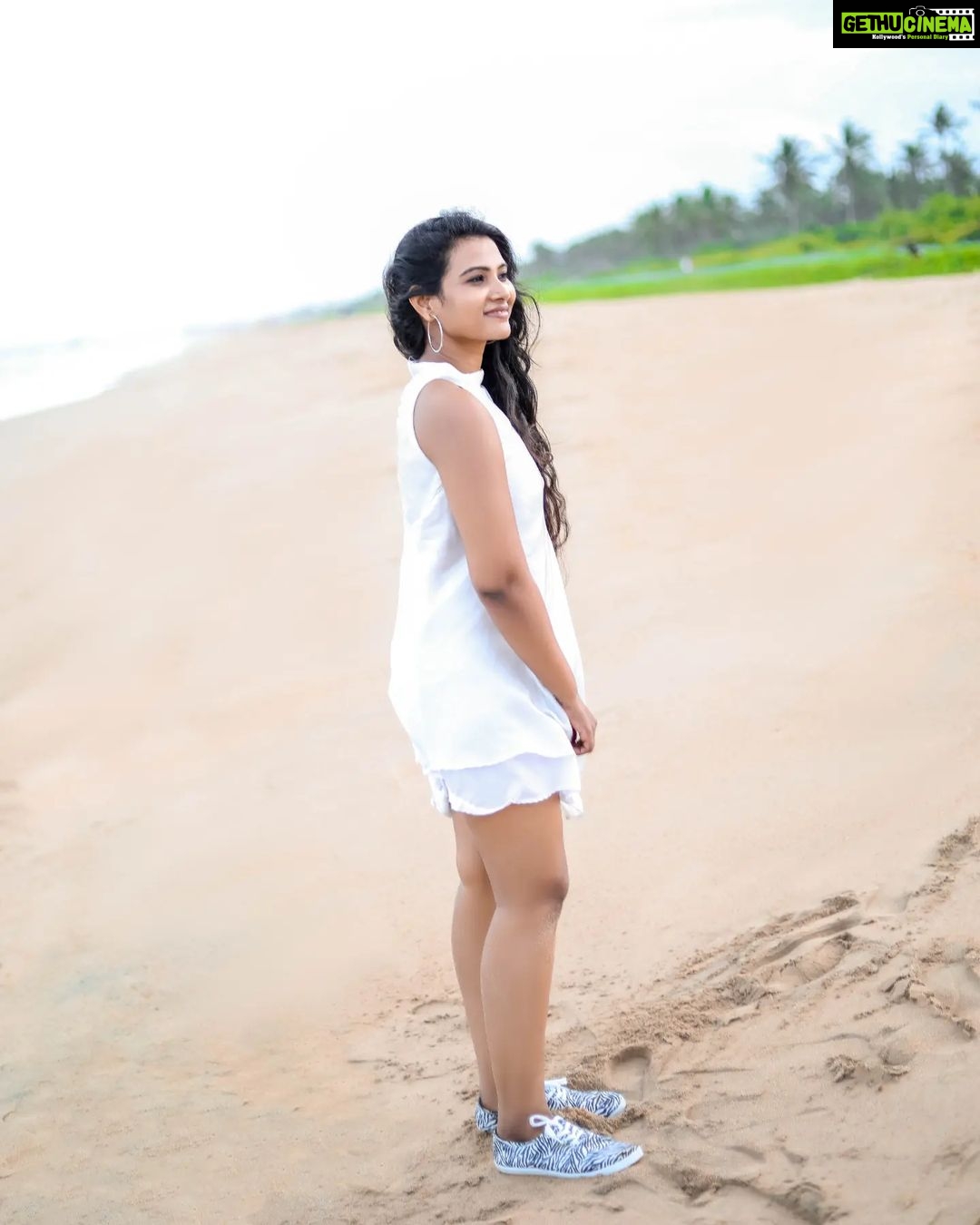 Dhivya Duraisamy Instagram - 🤍🤍 Costume @designed_by_sindhu Pc @evidencemaker Retouch @sabu.dxb
