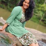 Dhivya Duraisamy Instagram - 💚 PC @palani_actor