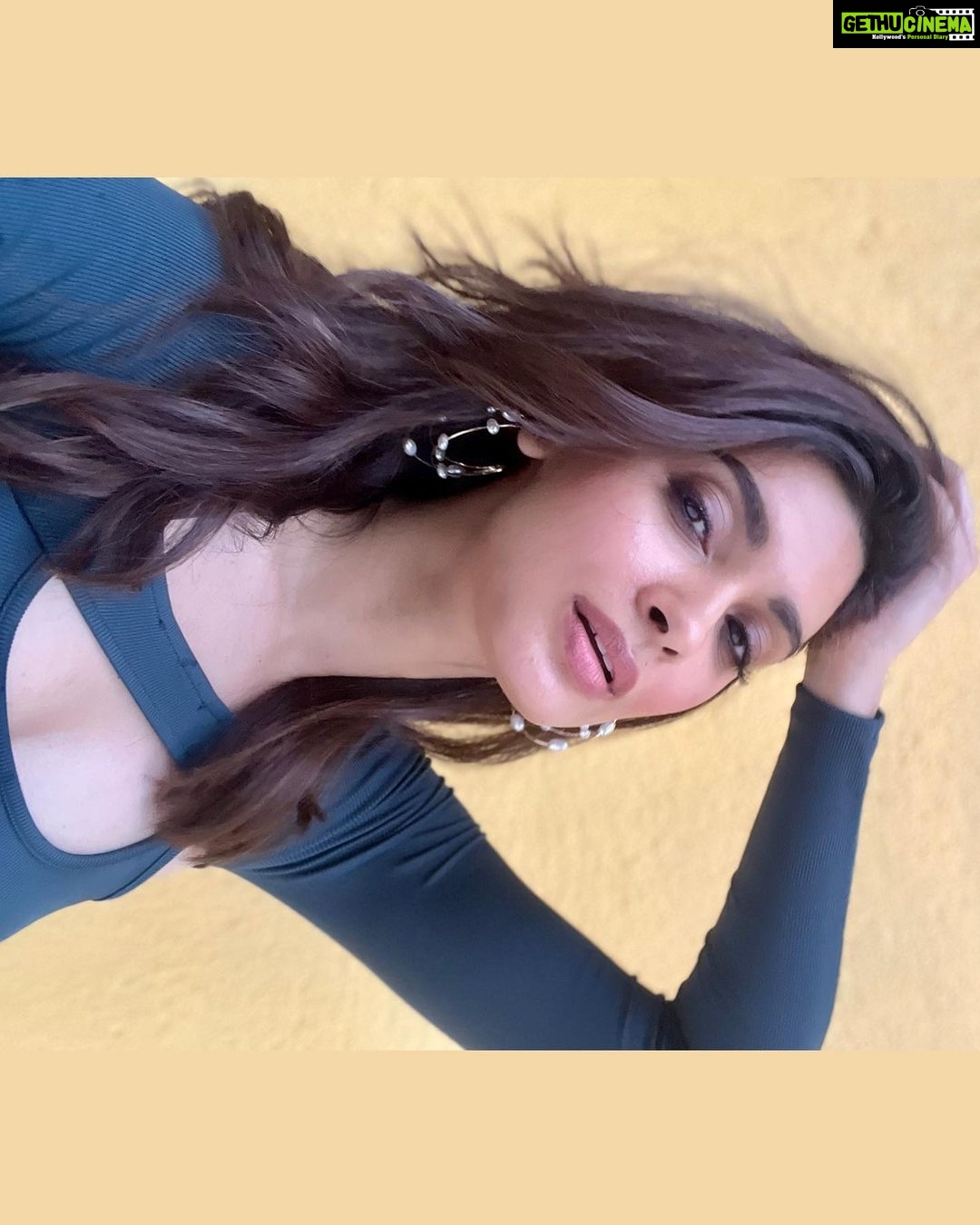 Diana Penty Instagram - Moments before the rain came 💛