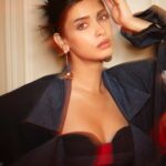 Diana Penty Instagram – When life gets blurry, adjust your focus. Or don’t ☺️ 

Outfit: @saakshakinni 
Bag: @celine @myalmari_ 
Styling: @namitaalexander 
Glam: @shraddhamishra8 
Shot by: @shivamguptaphotography