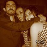 Diana Penty Instagram – 15 years later, not much has changed ❤️ @harshsagar @namitaalexander 

#15YearChallenge #Throwback
