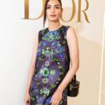 Diana Penty Instagram – A date with Dior!💕
– La Galerie @mariagraziachiuri #Dior30Montaigne 

Full look: @dior 
Styling: @namitaalexander 
Glam: @shraddhamishra8 
Photos: @shakeelbinafzal 
Production: @fetch_india