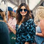 Diana Penty Instagram – Back in Paris after 16 years, HAD to ride the metro again 😬 

@lenskart