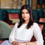 Diana Penty Instagram - Weekend Dump #Agra 🤍 P.S. Came across this @shorsheclothing kurta set in my cupboard from many moons ago, and got so many compliments on wearing it! Gonna make it a point to pull out old gems from my wardrobe every now and then and have fun with them 😎 #SustainableFashion #ReduceReuseRecycle Agra, Uttar Pradesh