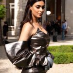 Diana Penty Instagram – My first @zuhairmuradofficial show at #ParisHauteCouture week. Thank you for having me! A spectacular show 😍

Outfit: @maeparisofficial 
Styling: @namitaalexander 
Glam: @shraddhamishra8 
Photos: @shakeelbinafzal 
Production: @fetch_india