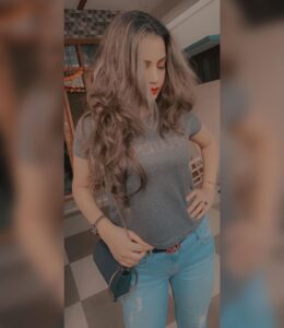 Diksha Panth Instagram - I am my own lover first, rest my heart loves the best🙂 #love #peace #loyalty #instagram #follow #followers #instadaily #diikshhapanth