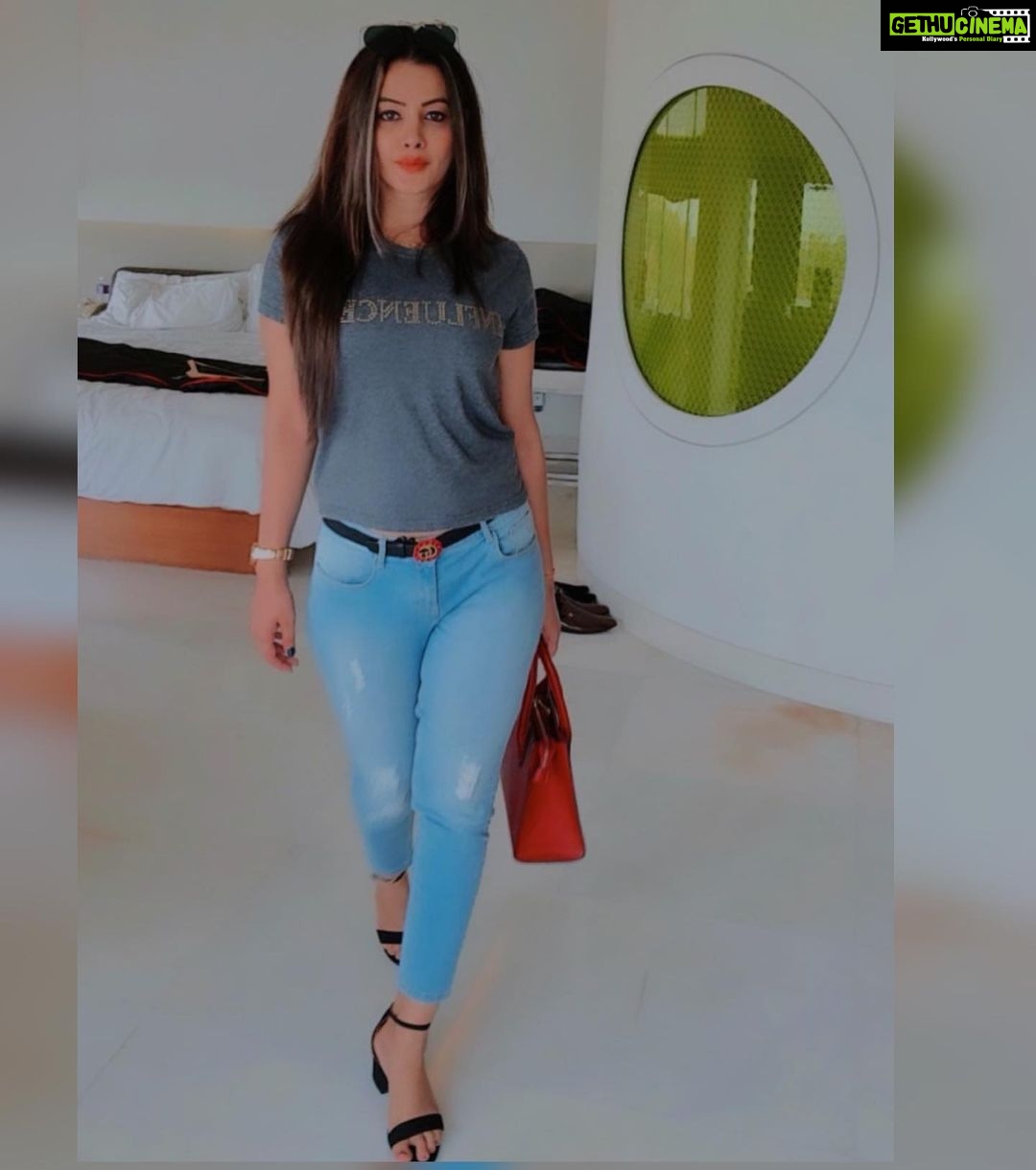 Diksha Panth Instagram - Her strength comes from being tested by life’s unpredictability😊 #love #peace #loyalty #instagram #follow #instadaily #followers #deekshapanth