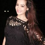 Diksha Panth Instagram - She wrote love with her smile and magic with her eyes🤗 #love #peace #loyalty #berealbetrue #deekshapanth