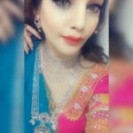 Diksha Panth Instagram - It’s ok to be a little obsessed with jewellery♥️ Jewellery : @malabargoldanddiamonds Outfit : @arka_by_divya_kanigalupula