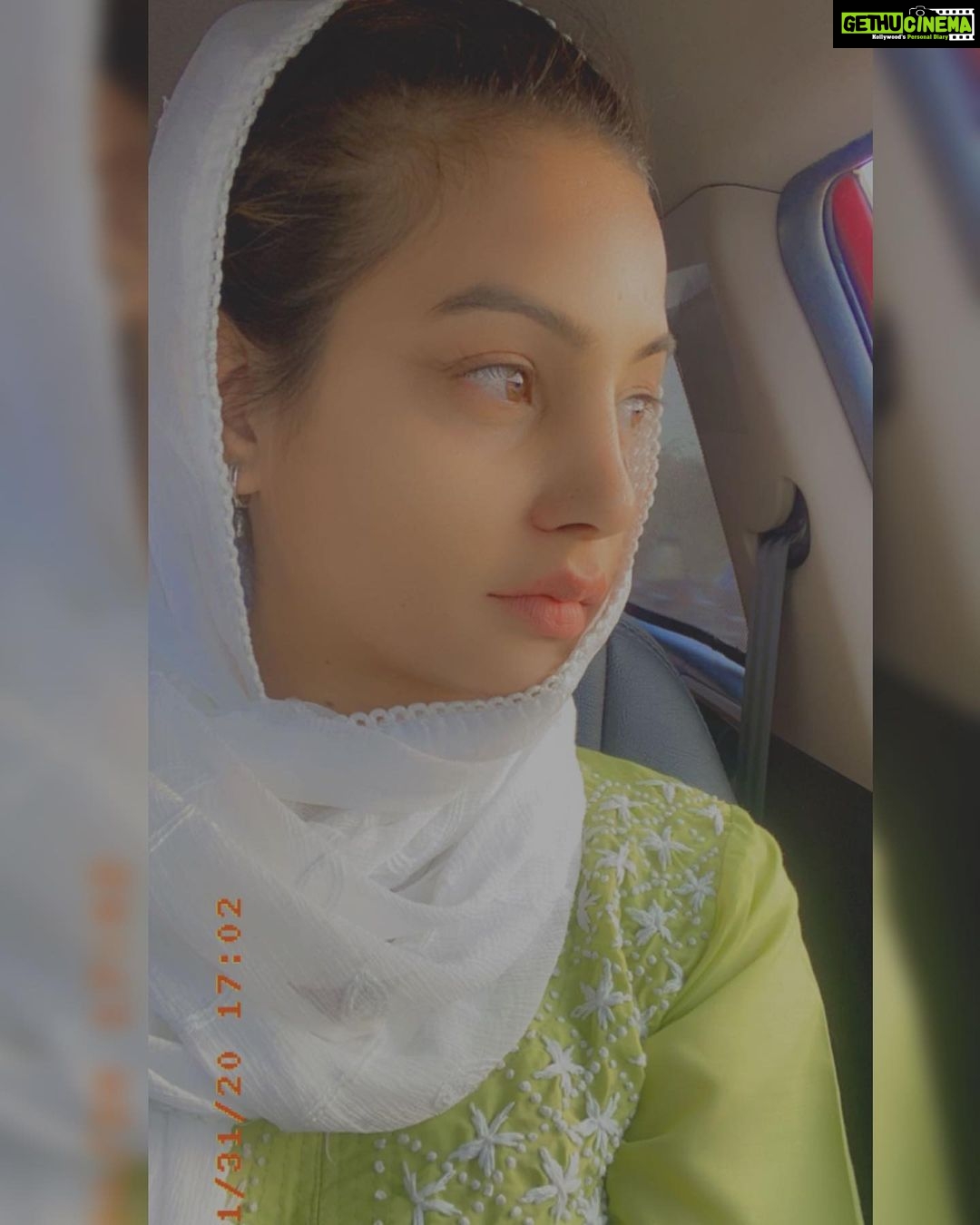 Diksha Panth Instagram - Sometimes alone is the best place to be. #love #peace #loyalty #berealbetrue #deekshapanth #nomakeupface