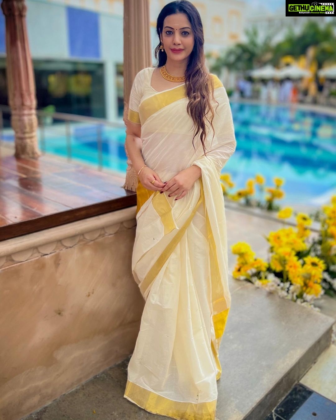 Diksha Panth Instagram - May the festival of Onam fill your home with happiness and joy. Have a blessed Onam ๐๐ซถ PC @avamsee Styling @divya_kanigelupula . . . . . . . . . . . . . . #udaipurdiaries #happyonam #onamlook #explore #explorepage #exploremore #trending #trend #instagram #instagood #instadaily #instafood #instamood #ethinicwear #southindianlook #keralakutty #destinationwedding #haldiceremony #instamoment #instafashion #hyderabad #dikshapanth #deekshapanth #dikshapantth Radisson Blu Udaipur Palace Resort and Spa