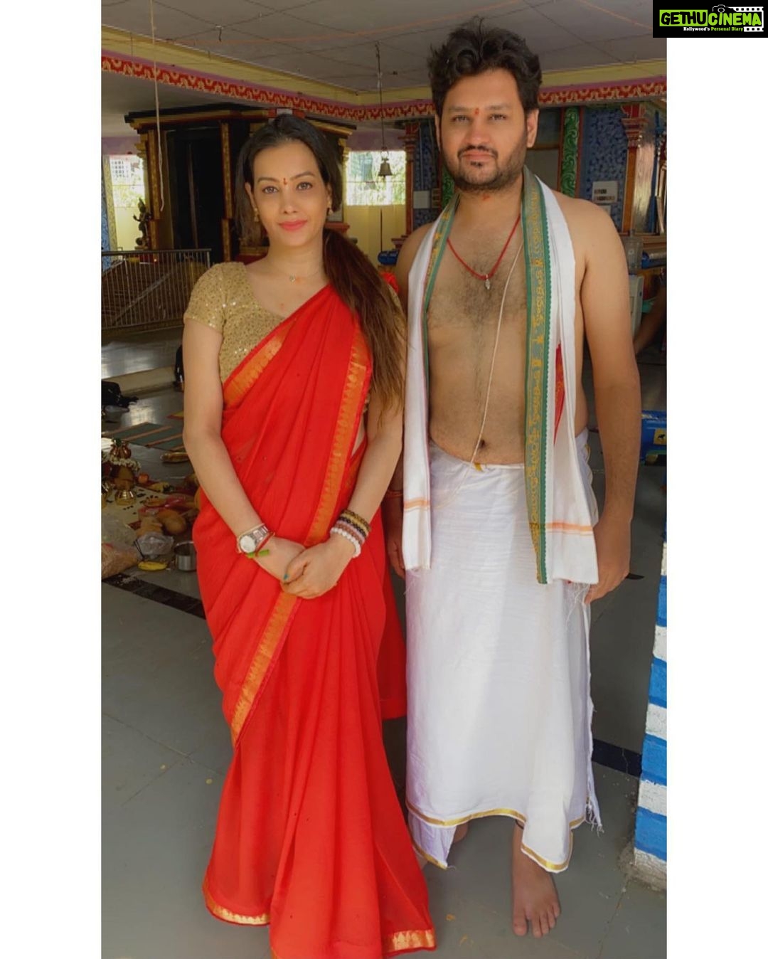 Diksha Panth Instagram - The Most luckiest sibling😛 Hyderabad