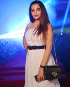 Diksha Panth Instagram - Be your forever first, then find another♥️. 

#instalike #follow #instagram #followme #instadaily #dikshapanth #love #tollywood #southactress #deekshapanth #instalike #explorepage