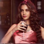 Diksha Panth Instagram - A girl should be of two things : classy and fabulous 😊