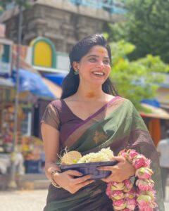 Divya Bharathi Instagram - Gratitude 🤍🙏🏻