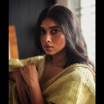 Dushara Vijayan Instagram – Shot by : @anitakamaraj 
Jewellery : @nacjewellers 
Outfit : @savinidii_official 
Hairstylist : @puii_c_ammy 
.
.
.
#indianportraits #raw #lehenga #regal #instadaily #artist #ootd #indian #indianoutfit #indiaclicks #photo #photographer