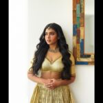 Dushara Vijayan Instagram – Shot by : @anitakamaraj 
Jewellery : @nacjewellers 
Outfit : @savinidii_official 
Hairstylist : @puii_c_ammy 
.
.
.
#indianportraits #raw #lehenga #regal #instadaily #artist #ootd #indian #indianoutfit #indiaclicks #photo #photographer