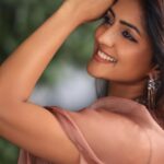 Eesha Rebba Instagram - Forever in ♥️ with me.. Styled by: @Styledbysumaiah Outfit: @prashantikumarlabel Accessories: @theater.xyz Makeup: @prarthanaahuja.mua Clicked : @karteeksivagouni