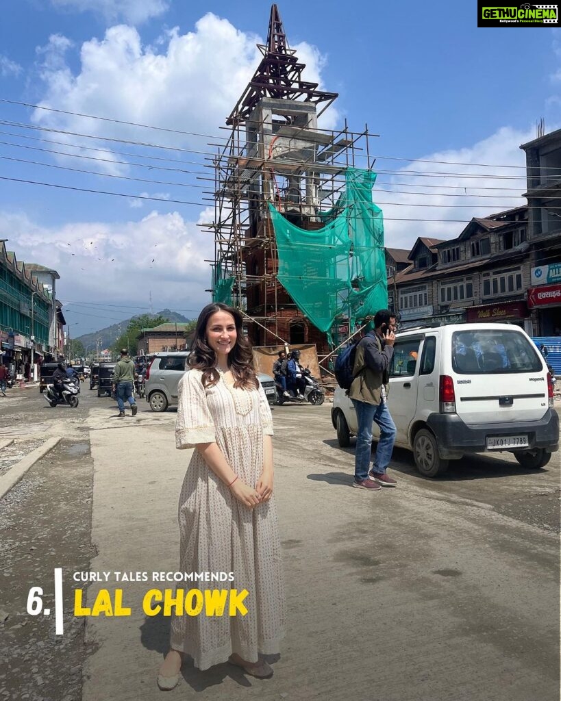 Elli AvrRam Instagram - #IndiaWithElli @elliavrram Explores Summer Capital OF Jammu & Kashmir, Srinagar Here are some recommended places to visit in Srinagar. Watch the entire episode only on curly tales YouTube channel! #elliavrram #indiawithelli #post #srinagar #curlytales