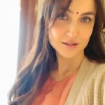Elli AvrRam Instagram – #photodump Ooty Diaries from Naane Varuvean✨ 

#throwback #naanevaruvean #ooty #elliavrram #yourstruly Ooty, Tamilnadu