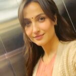 Elli AvrRam Instagram – #photodump Ooty Diaries from Naane Varuvean✨ 

#throwback #naanevaruvean #ooty #elliavrram #yourstruly Ooty, Tamilnadu