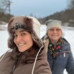 Elli AvrRam Instagram - Happy I got to see a bit of Snow this time back home in Sweden💙 And WOW look at this TREE!😲🧿🔱 Do you see what it is??? So cool… #forest #walk #snow #sweden #stockholm #hometown #familytime #elliavrram #yourstruly Stockholm, Sweden