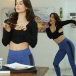 Elli AvrRam Instagram - I get my dose of energy from www.myfitness.in Go get yours today! (Trust me guys it’s literally yuuuummmm)!!! 🤍🥜💪🤤 @myfitness #Ad #ChocolateSmooth #PeanutButter #MyFitness #myfitnesspeanutbutter #wheyproteinpeanutbutter #highprotein #GetHIGHonFitness #Healthysnacking #SpreadJoy #SpreadPeanutButter #elliavrram