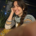 Elli AvrRam Instagram - Keeping it simple & candid POST! Zero makeup, braided hair and desi casual vibes❤️ #ElliAvrRam #yourstruly #nomakeup #keepitsimple #desi #vibes Mumbai, Maharashtra