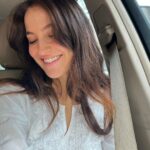 Elli AvrRam Instagram - Felt cute🐣 took few car selfies📱 #desi #vibes #india #love #jhumkas #elliavrram #yourstruly