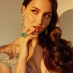Elli AvrRam Instagram - A magical kiss is all it takes, to deeply fall into a never ending trap🦋🧿🎀 Cinderella Diaries🪄 Magazine: @culturedwedding Managing Editor: @yadav_manjeet Business Head: @divyanijain1925 Photographer: @nikhilshenoyphoto Stylist: @juhi.ali Make-up & Hair: @mehrasilky Outfit: @sulakshanamonga Jewellery: @ghanshyamdaskotawala @ashishkotawala Videographer: @ziaulhaque Location: @the.venya Co-ordinated by: @nadiiaamalik #ElliAvrRam #yourstruly #cinderella #dreamy #fantasy #bridal #vibes #magazine #cover #shoot #culturewedding