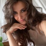 Elli AvrRam Instagram – Holi ki Shubhkamnaye!

(Photo dump) of a girl who was awake for 26 hours🦦…

#happyholi #india #photodump #elliavrram #yourstruly #hi