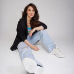 Elli AvrRam Instagram - It's Officially the Month Of Love! #Repost @womenfitnessorg We have the most loved and talented actor on board with us, actress Elli AvrRam @elliavrram is finally getting the love and appreciation she deserves. Recently she was seen sharing screen with Amitabh Bacchan, also she made a remarkable spot in the south industry while working on Naane Varuvean. Elli's Journey In The Indian film industry Has Not Been Easy For An Outsider Like Elli One Of The Most Difficult Things Was To Get The Right Projects. Women Fitness India Gets in a candid chat in our February #LoveThyself Issue with Elli AvrRam, on struggles, diets, and mental health. Women Fitness Mag is now available on Magzter.com. (@mobilemagzter ) and worldwide exclusively on Mag Cloud @magcloud Link in Bio 📱 Credits: Magazine: @womenfitnessorg Editor in Chief: @anayyarnamita Concept and Collaboration: @rheanayyar96 Social Media Marketing: @womenfitnesscelebrities Photographer: @nikhilshenoyphoto Assistant: @sagarpatilgd Styled by: @iam.aroon Make-up: @ankitamanwanimakeupandhair Hair: @hairbyradhika Studio: @outtasync_production Artist Reputation Management: @Communiquefilmpr Co-ordinated by: @nadiiaamalik #february #februaryissue #womenfitnessorg #womenfitnessinia #womenfitnessmagazine #womenfitness #elliavrram