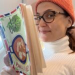 Elli AvrRam Instagram - Travel diaries✈️🧡⛸️🍵📚🌫️🎥 Where to? #travelwithelli #traveldiaries #elliavrram #yourstruly
