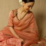 Elli AvrRam Instagram - Sarees have a separate spot in my closet and heart🤍 What about you? Saree - @raw_mango Earrings by - @avior.jewels rings by - @kharikajai Styled by- @juhi.ali Photographer - @nikhilshenoyphoto Makeup & Hair by - @jyotiiadvani.artistry @thakuramit190 #elliavrram #sareelove #desi #fashion #yourstruly