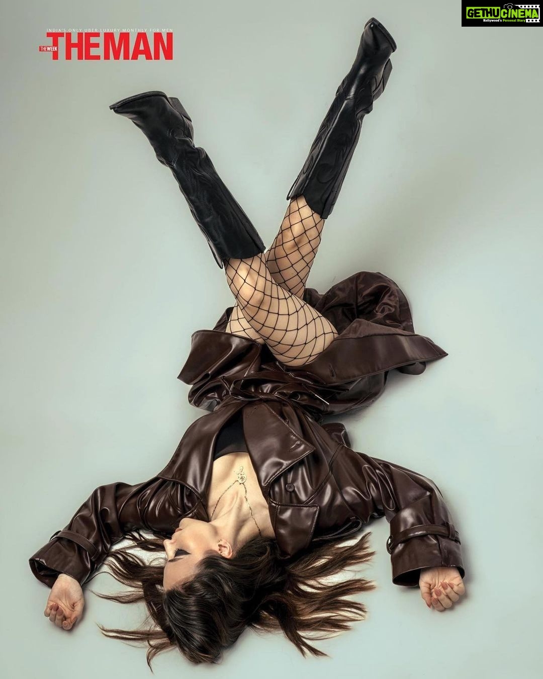 Elli AvrRam Instagram - 🖤@themanmagazineindia It was during the filming of Bigg Boss that our December cover star @elliavrram encountered another angel: Salman Khan. She recalls, “I remember seeing him as I entered the Bigg Boss house. He was standing with a toothpick in his mouth (smiles) and he asked me who I was. Salman and his family have protected me ever since. They are the only ones in this industry who always open their arms to outsiders. This is why Salman is known as a person with a big heart. He just wants to make sure that everyone knows that they are not alone here. If you ever go to Galaxy, there are always at least 10 people there. It is always an open house. They have this incredible generosity. So many Bigg Boss contestants get invited to Salman’s parties — to Ganpati or Eid or his birthday party... he doesn’t have to do that. He can just do his job as a host and then say, ‘God bless you guys, now go and do whatever you want to do.’ But he takes people under his wing. His entire family does that. They have been very kind to me.” . Words: @sonalissociety Photography: @Danny.l.murray Creative direction: @prabhuppal Hair and Makeup: @stylemepris Wardrobe: @thesource_buyorborrow Co-ordinated by: @nadiiaamalik . #elliavrram #elliavrrambollywood #bollywood #hellodecember #decembercover #theman #themandecember