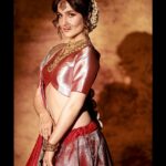 Elli AvrRam Instagram - @she_india Magazine❤️✨ Shot by @amitkhannaphotography Magazine: She India (Eng) | @she_india Founder : @its.manikandan Produced by: @maximus_collabs_ Photographer: @amitkhannaphotography Stylist: @stylingbyvictor @sohail__mughal___ Outfit: @narayaniweavesbyramya Jewellery: @tikamdasmotiramjewellers @rubans.in HMU: @zoya.makeupandhair Location: @maximusstudiomumbai Co-ordinated by: @nadiiaamalik #elliavram #amitkhannaphotography #editorial #cover #indian #girl