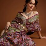 Elli AvrRam Instagram – Let’s fly together into the ‘Dream World’🦩✨ What say?

Presenting @fablookmagazine new year’s special edition. Wearing this saree from @bandhanitraditionbyahasan and jewels from @jewelartic

Editor & Founder @milliarora7777 @ankkit.chadha2222
Styled by @milliarora7777 @mitushigupta
Mua @omkarvardam
Hair @Swapnil_makeupnhair
Belt @deebaco_official
Shot by @nikhilshenoyphoto
Coordinated by @nadiiaamalik