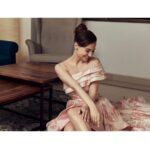 Elli AvrRam Instagram - She was a quirky calm restless thinker, who only wanted to Dance the night🎀🎶 ~ E.A #filmfareottawards2022 @mayur_butwani @ankitamanwanimakeupandhair @tarasillery @aavvafashion #elliavrram #yourstruly