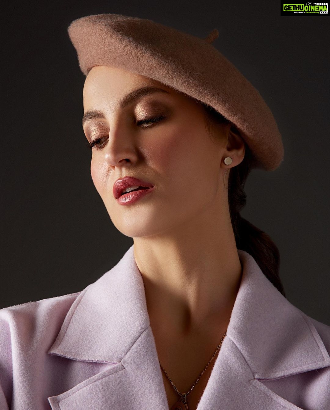 Elli AvrRam Instagram - 🦁🎀 @themanmagazineindia Sharing her two cents on rumours about her 'godfather' in the industry, our December cover star @elliavrram says "I am a girl with a lot of pride. Even all the things that I have received from my own father, I have given him that much and more in return. Because that is how I am. I need to be able to look at myself in the mirror and know that I have achieved everything on my own. I want to be an example to girls out there who have dreams. I want them to know that if you work hard, if you are talented, if you are sincere towards your work, success will come your way. I don’t want anyone to think that they need a godfather to make it. I am grateful for the protection I get from the people who care about me, but I don’t owe my career to anyone. No calls were made to cast me in a film. Everything I have done is on my own steam." . Words: @sonalissociety Photographer: @nikhilshenoyphoto Assistant: @sagarpatilgd Styled by: @iam.aroon Make-up: @ankitamanwanimakeupandhair Hair: @hairbyradhika Studio: @outtasync_production Co-ordinated by: @nadiiaamalik . #elliavrram #elliavrrambollywood #bollywood #hellodecember #decembercover #theman #themandecember
