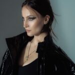 Elli AvrRam Instagram - Be fearless🔥 @themanmagazineindia Looking back at her first project, our December cover star, @elliavrram recalls "I was such a Swedish girl back then, I came to the shoot half- an-hour in advance. I was waiting outside the studio, it was raining, and my hair was dripping wet by the time the photographer, Jitu Savlani, arrived. He was kind enough to start the shoot with my looks and he got so impressed with the way I was posing, that he did more looks with me than with any of the other models." . Words: @sonalissociety Photography: @Danny.l.murray Creative direction: @prabhuppal Hair and Makeup: @stylemepris Wardrobe: @thesource_buyorborrow Co-ordinated by: @nadiiaamalik . #elliavrram #elliavrrambollywood #bollywood #hellodecember #decembercover #theman #themandecember